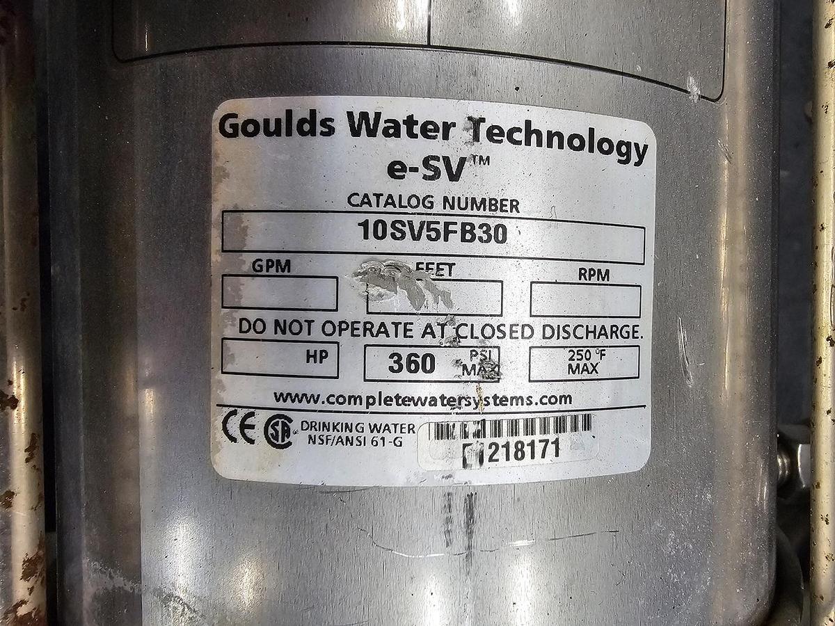 Used Used Goulds Centrifugal Inline Pump, 2'' x 2'', 5 HP