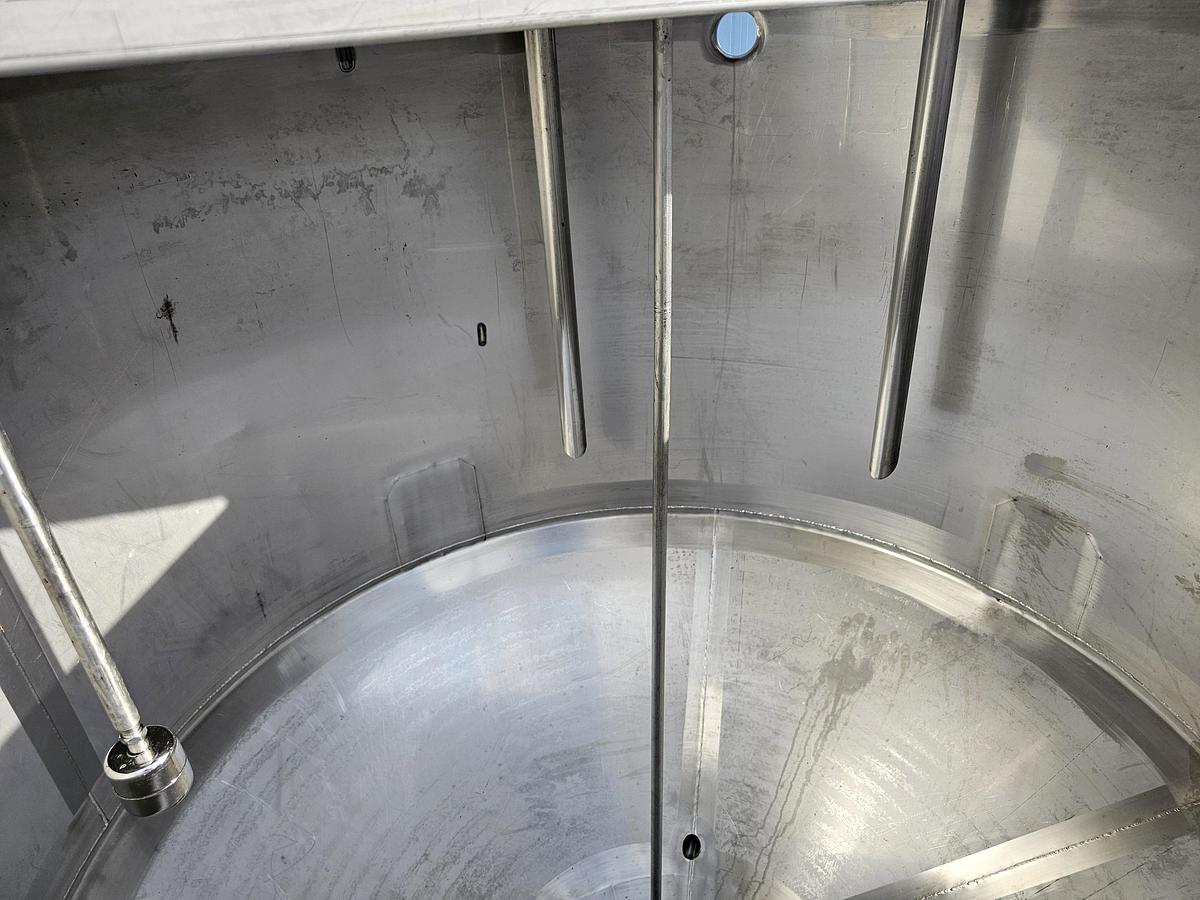 Used TCL Auction - Maple Leaf Foods - Ontario - Lot 26 - Tank