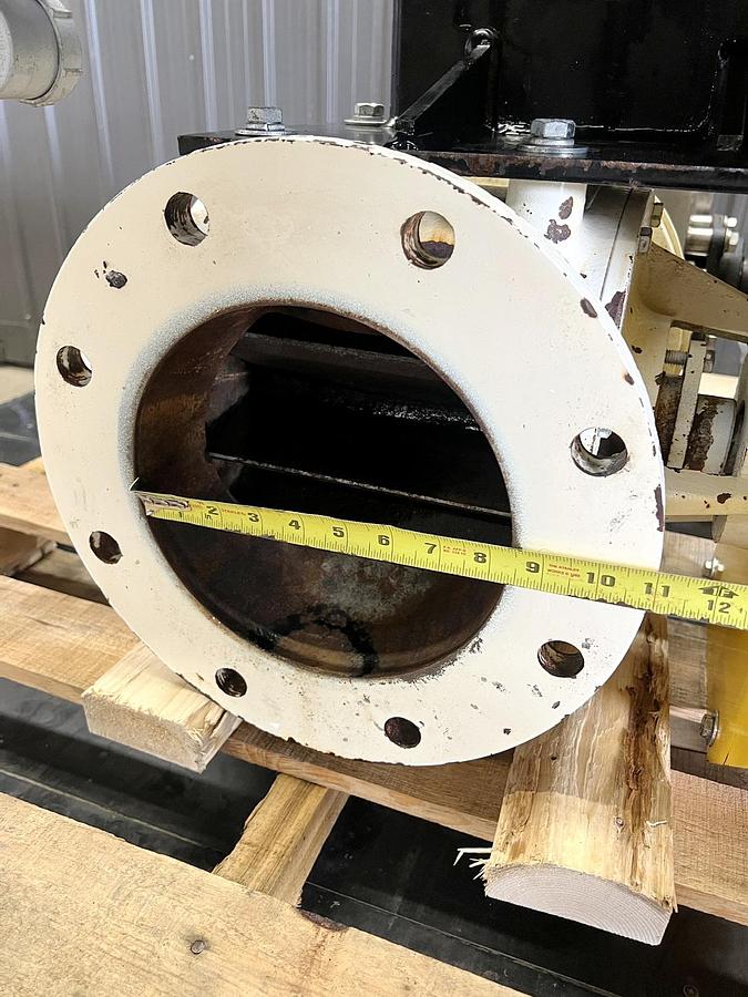 Used Used Rotary Air Lock Valve, 8" X 8", with Lump Breaker