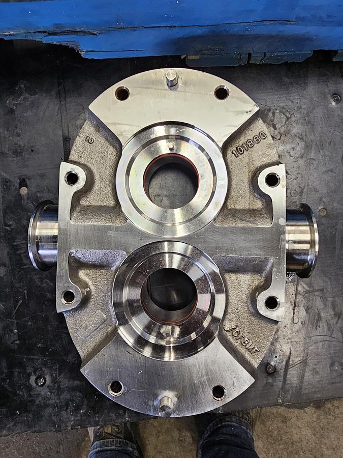 Used Metcalfe Auctions Mississauga - Lot 169 Lobe pump