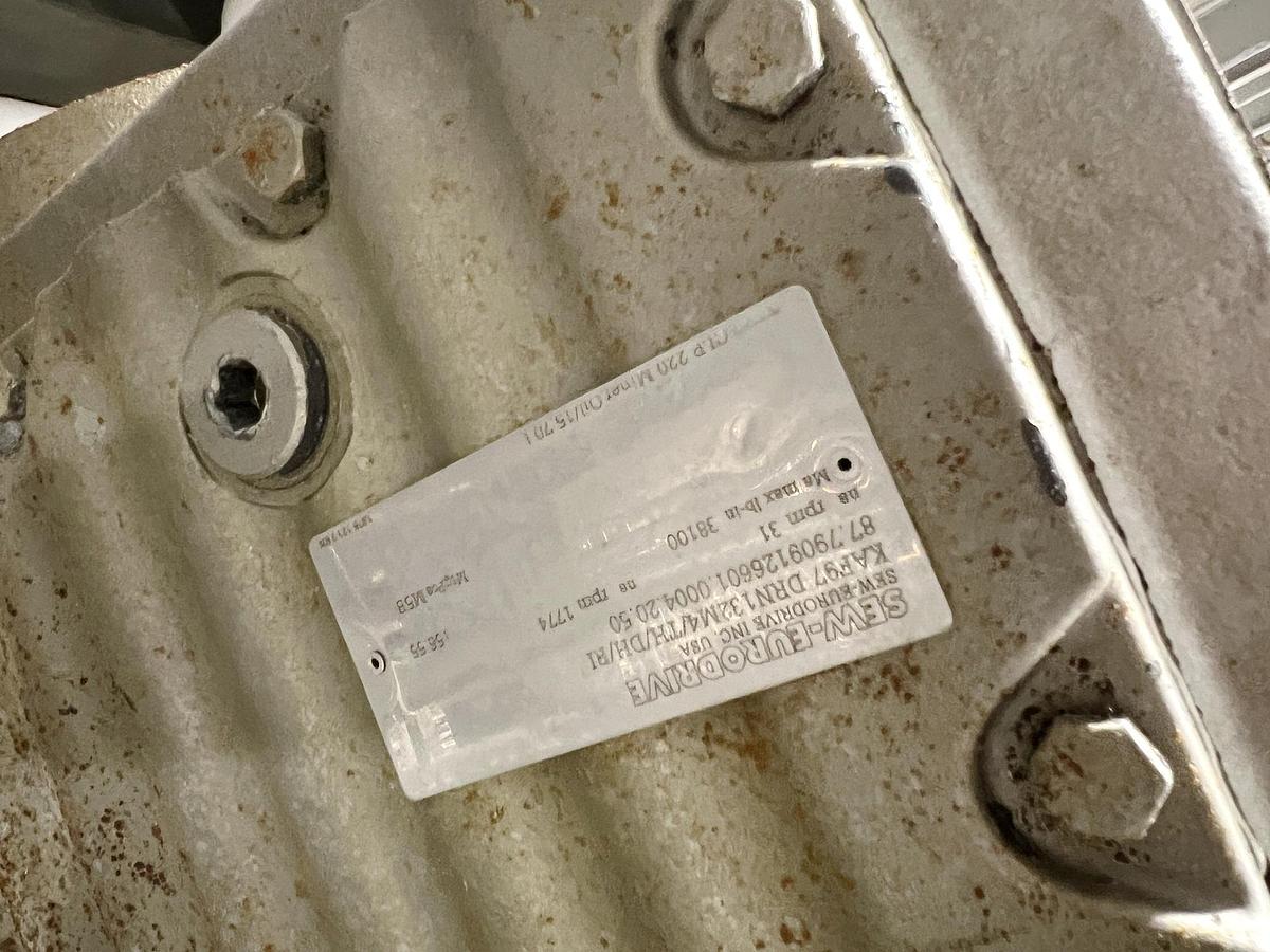 Used Used 2500 Gallon Jacketed Tank, Stainless Steel, With Scrape Agitation & Twin Screw Pump