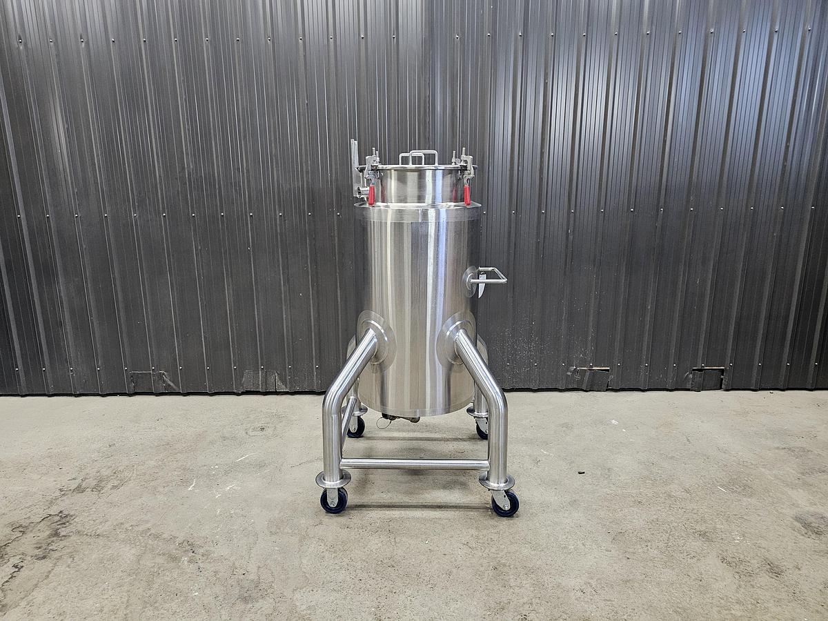 Used Used Lee Industries 55 Gallon Jacketed Tank, Stainless Steel