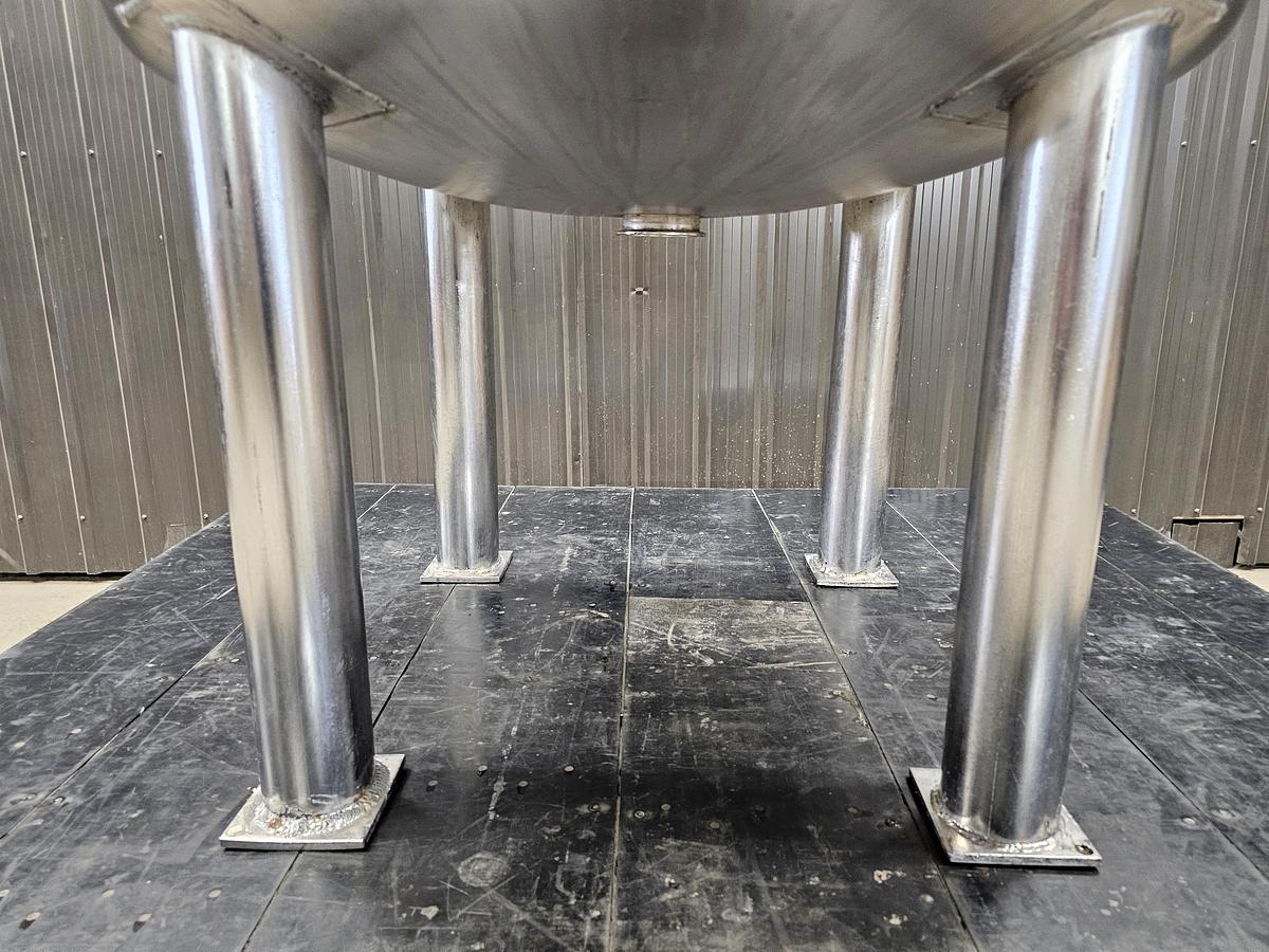 Used Used 275 Gallon Tanks, 304 Stainless Steel