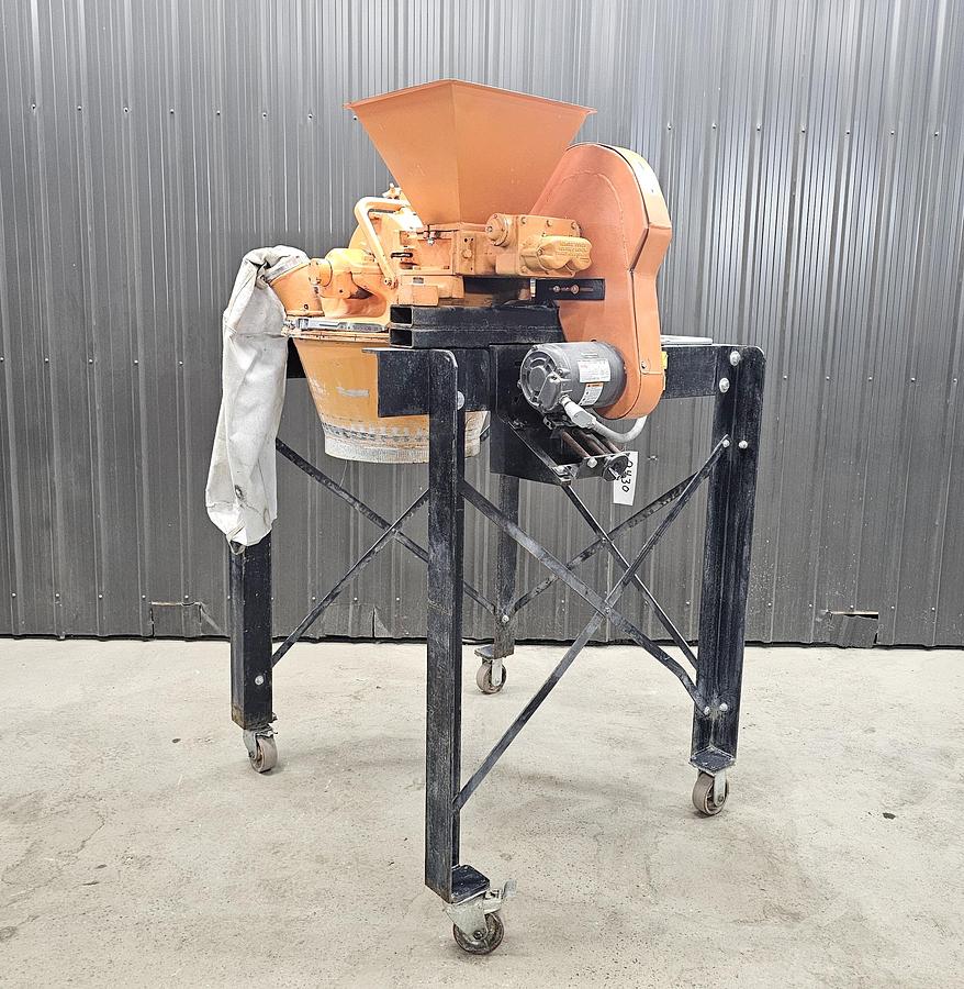 Used **Levy Recovery Group Michigan - lot 1080 - Pulverizer