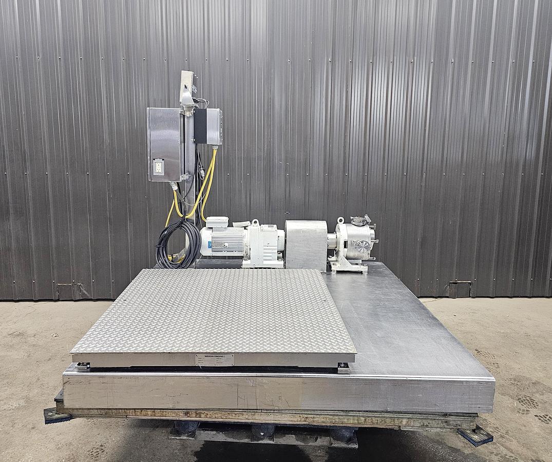 Used Used Sine Lobe Pump, Model 135, with Scale