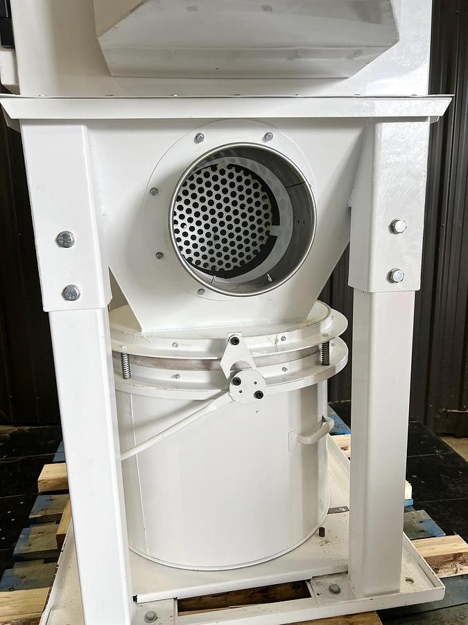Used Used Donaldson Torit Dust Collector, Model UMA 100, 1000 CFM