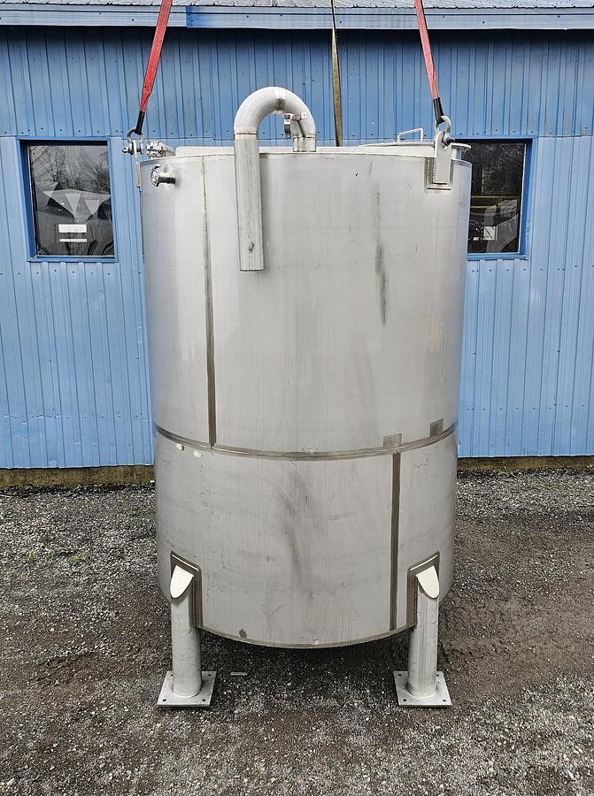 Used Used ADI Laval 2100 Gallon Tank, 304 Stainless Steel