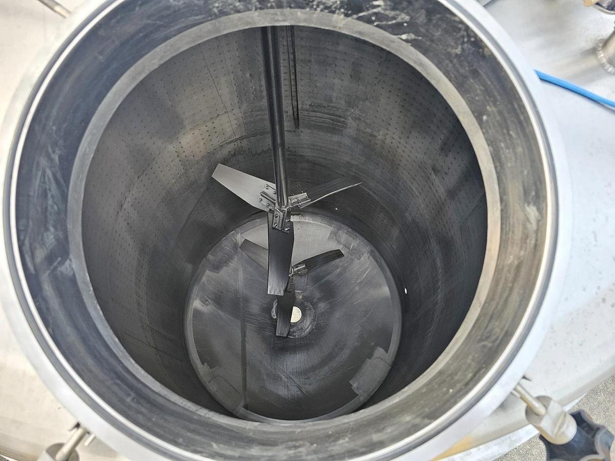 Used Used 2500 Gallon Jacketed Tank, 316 Stainless Steel, With Mixer