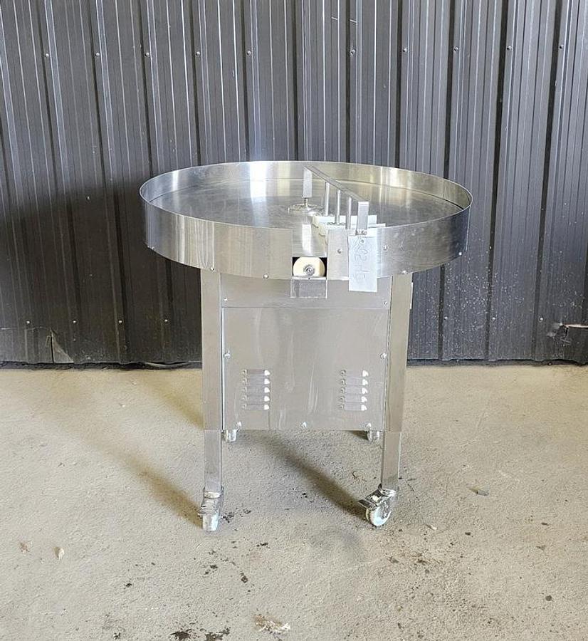 Used Used 36'' Accumulation Table, Variable Speed