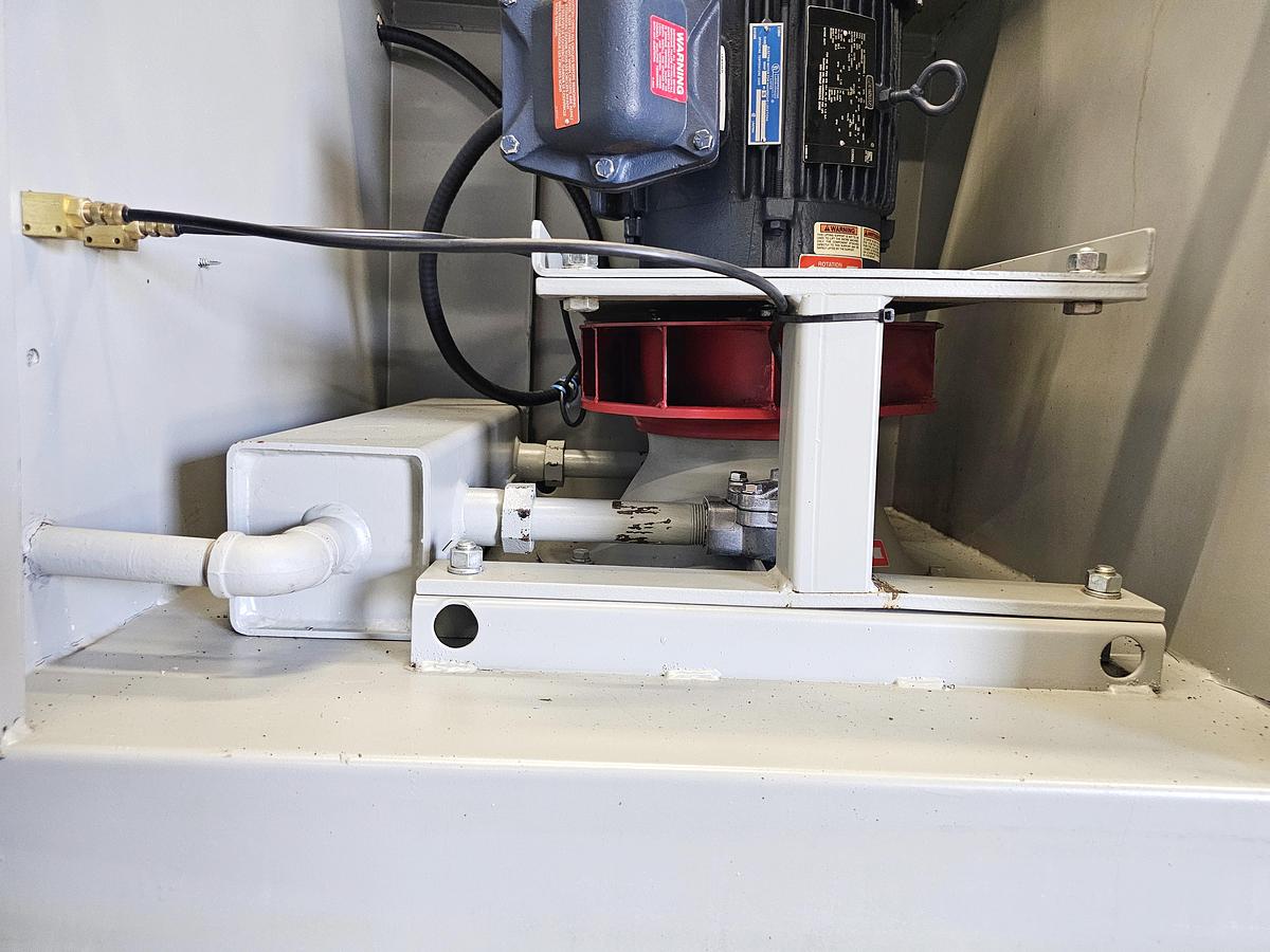 Used Used Airex Dust Collector, With 3 HP Fan