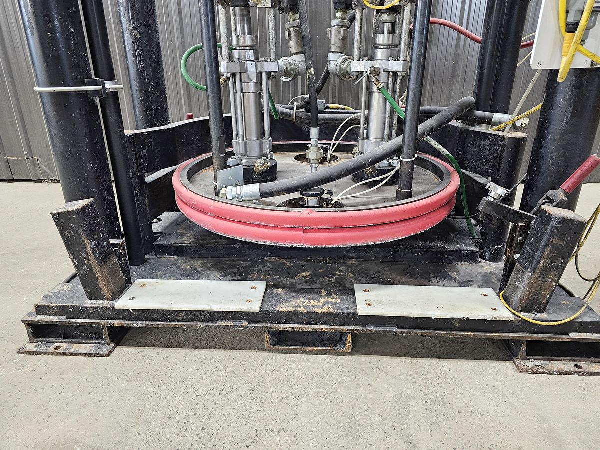Used Used Graco Uni-Drum Bulk Supply System 🔴 Liquidation Sale – All Offers Considered