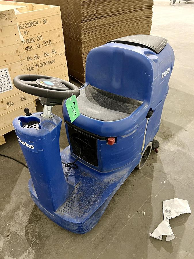 Used Used Clarke Micro Rider Scrubber, Model RA40