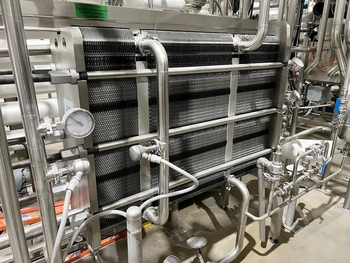 Used Used Alfa Laval Plate Heat Exchanger, Model Front6-FRD, 484.4 Sq.ft