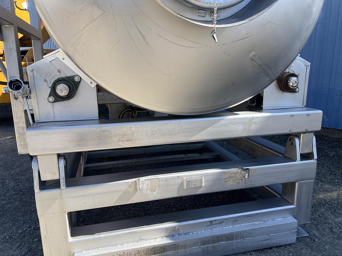 Used TCL Auction - Maple Leaf Foods - Ontario - Lot 8 - Tumbler