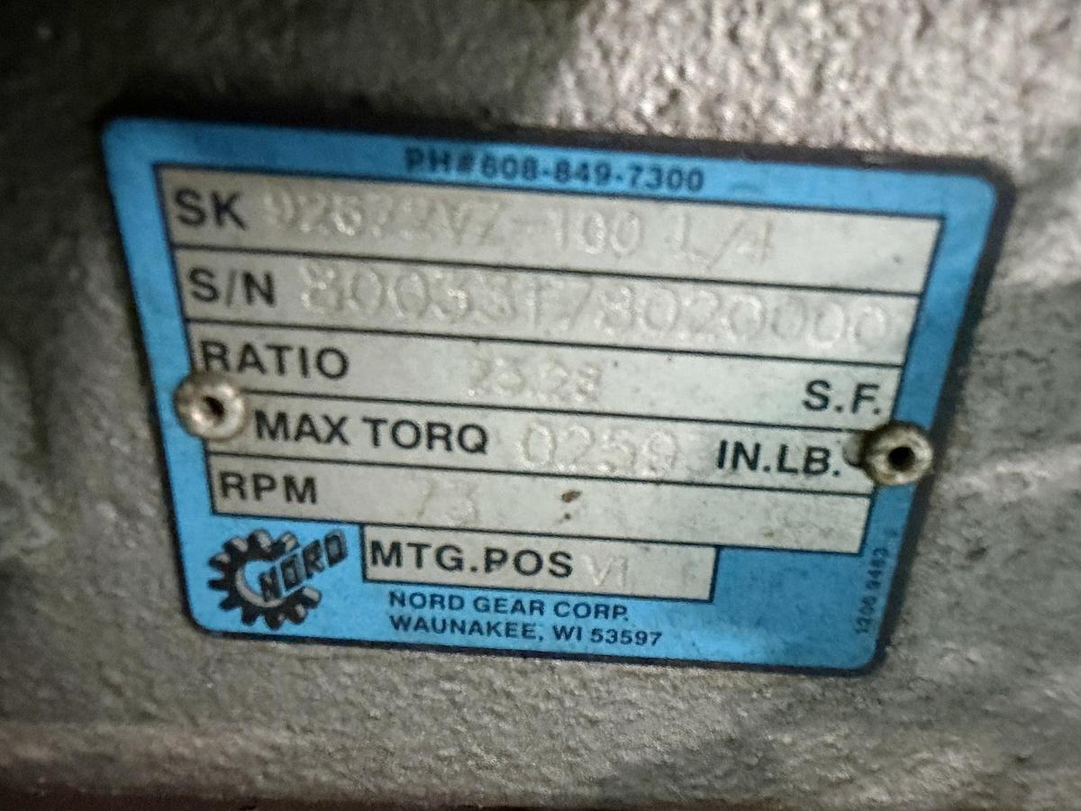 Used Used 5500 Gallon Jacketed Tank, 304 Stainless Steel, With Mixer