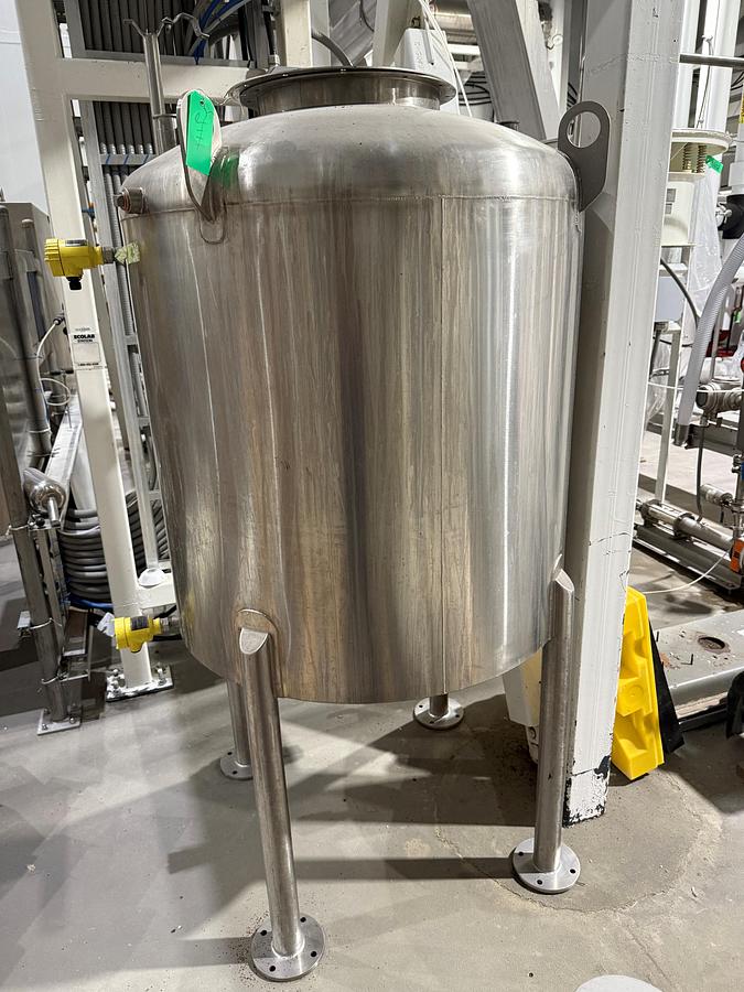 Used Used 200 Gallon Tank, Stainless Steel