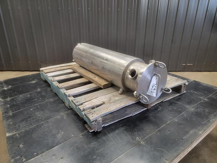 Used USED FILTER, BASKET TYPE, 2" INLET/OUTLET, STAINLESS STEEL, JACKETED