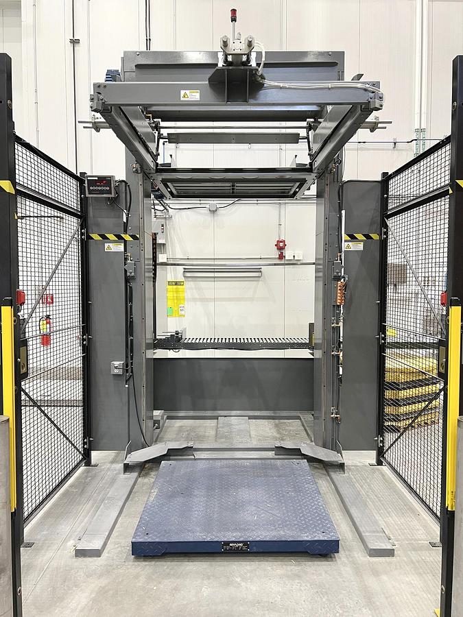 Used Used ABC Machinery Semi-Automatic Bag Palletizer, with Conveyors & Floor Scale