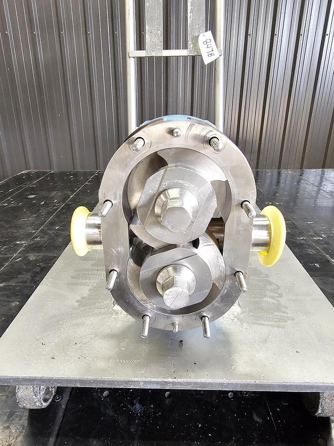 Used Used Waukesha Rotary Lobe Pump, Model 32, 1.5 HP