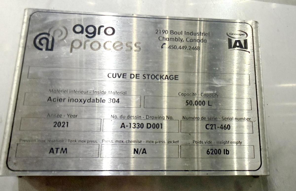 Used Used 13,208 Gallon Tank, 304 Stainless Steel