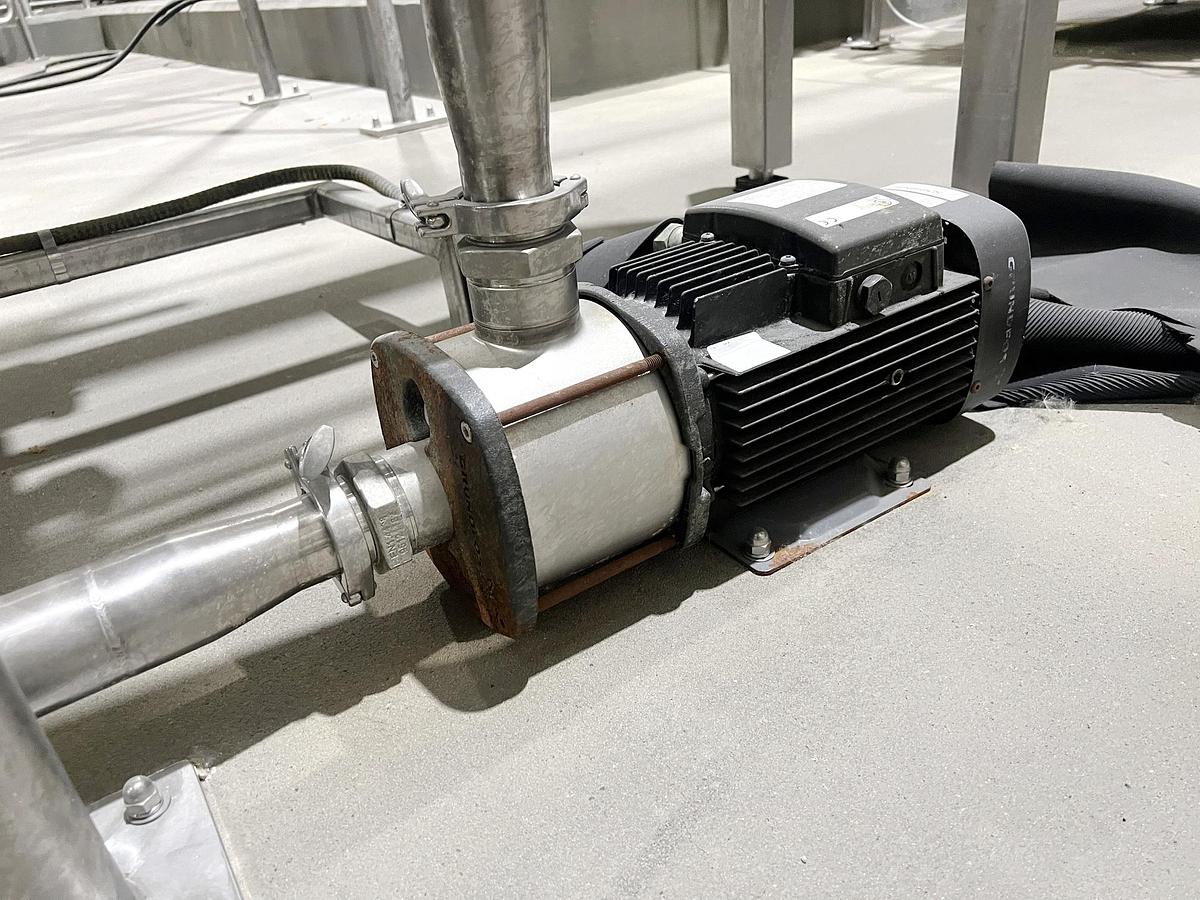 Used Used Alfa Laval Plate Heat Exchanger, Model Front6-FRD, 920.3 Sq.ft