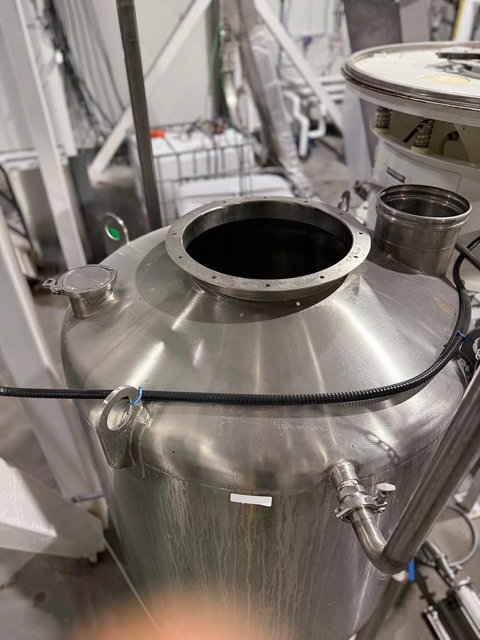 Used Used 200 Gallon Tank, Stainless Steel