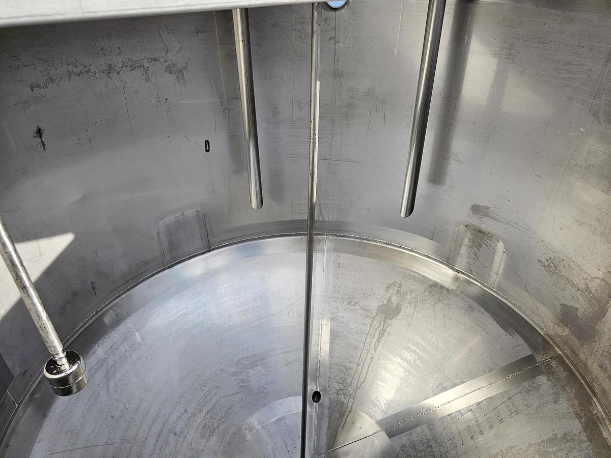 Used TCL Auction - Maple Leaf Foods - Ontario - Lot 26 - Tank