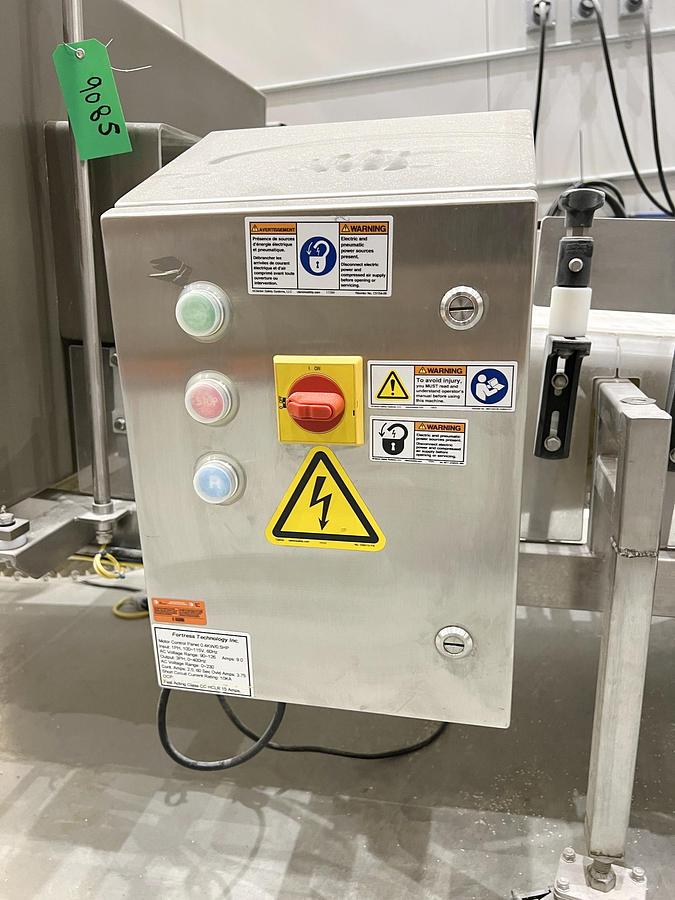 Used Used Fortress Stealth Metal Detector, with Belt Conveyors