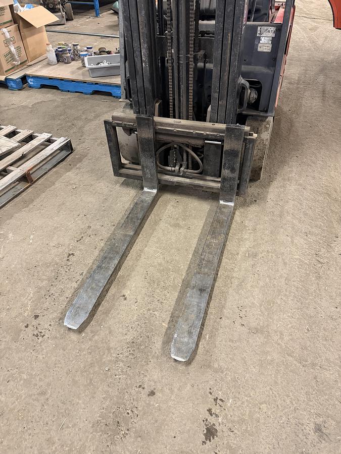 Used Used Toyota 3,000 LB Electric Forklift – Battery & Charger Included – Warehouse Relocation Sale