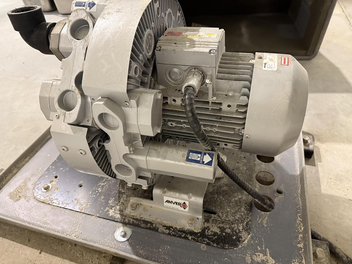 Used Used Acculift Free Standing Jib Crane with Vacuum Tube Lift System for 70 Lbs. Paper Type Bags