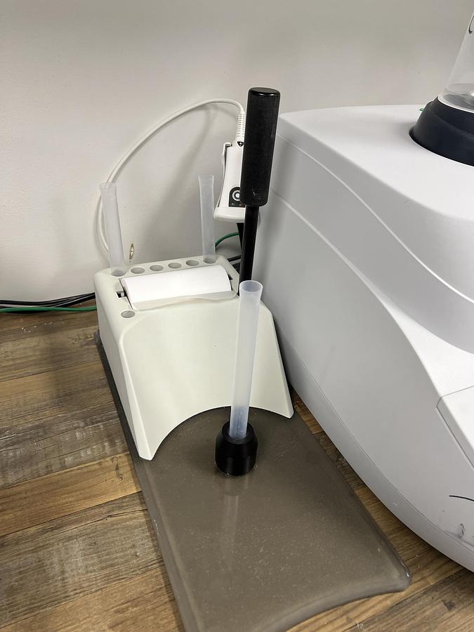 Used Used CEM Moisture, Solids & Fat Analyzer, Models Smart 6 & Oracle MQC