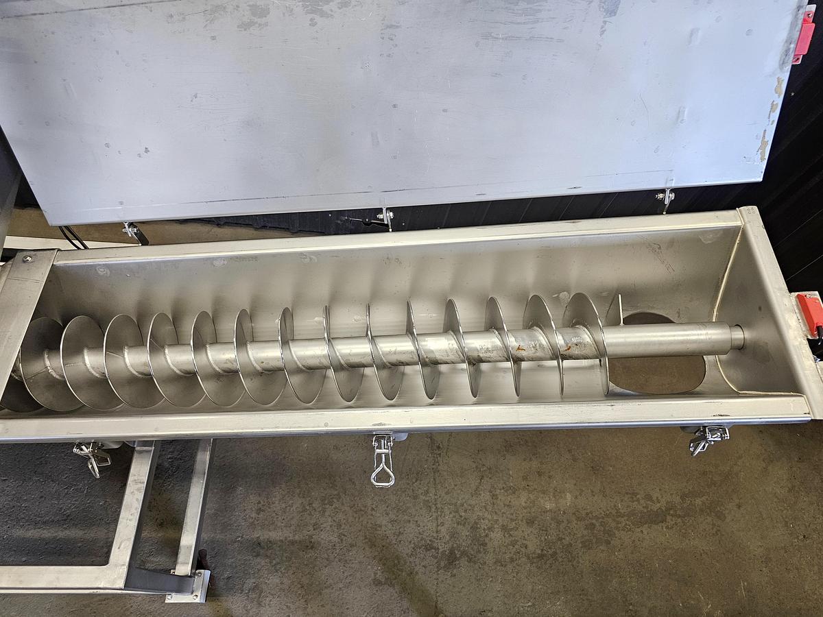 Used TCL Auction - Maple Leaf Foods - Ontario - Lot 88 - conveyor