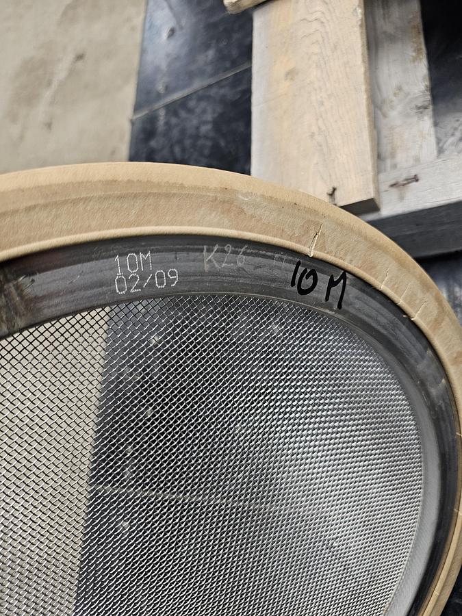 Used Heritage Global Auctions (Hagerstown MD) Lot 625 - Screen