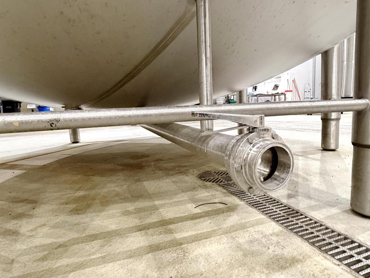 Used Used DCI 17,000 Gallon Tank, 304 Stainless Steel