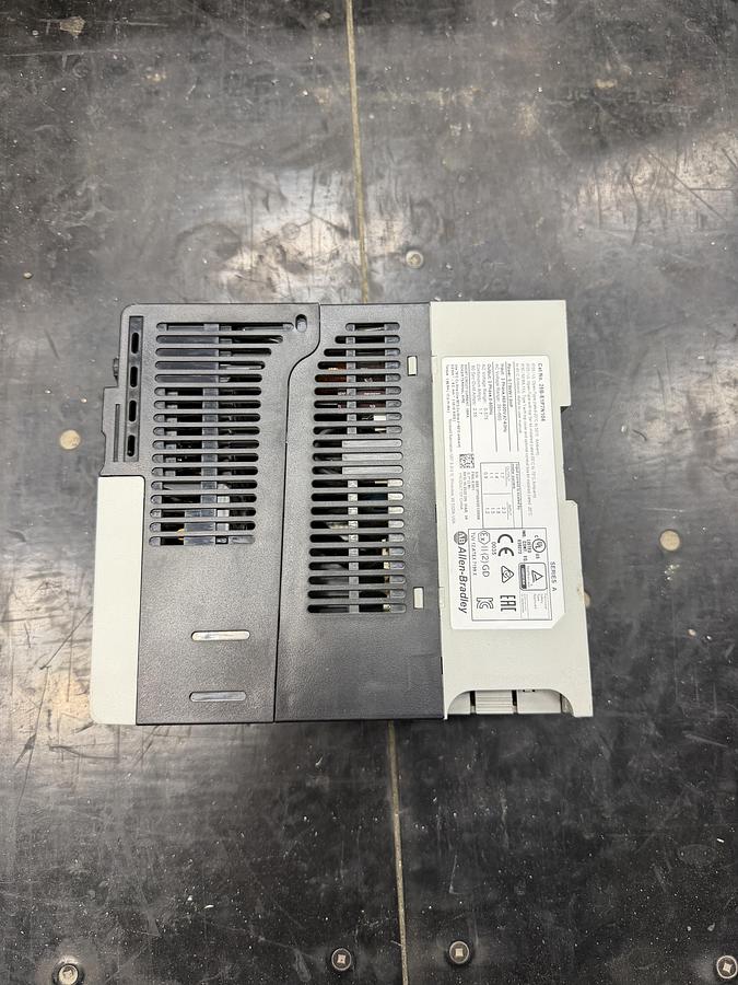 Used Used Allen-Bradley Variable Frequency Drive, Model 25B-E1P7N104, 1 HP, 460-600V