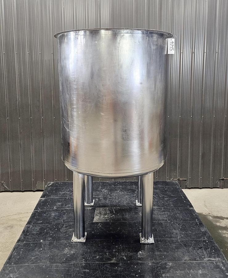 Used Used 275 Gallon Tanks, 304 Stainless Steel