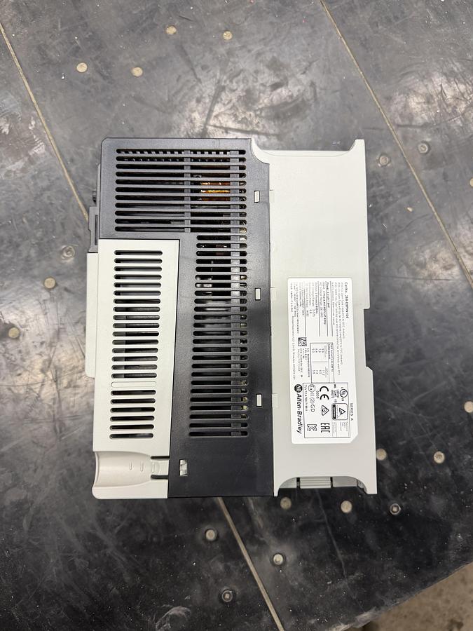 Used Used Allen-Bradley Variable Frequency Drive, 7.5 HP, 460-600V - Quantity Available : 14