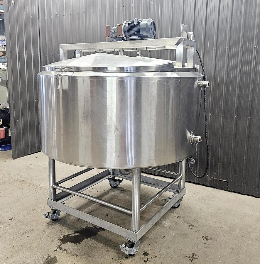 Used Metcalfe Auctions Mississauga - Lot 65 Stainless steel jacketed mix tank