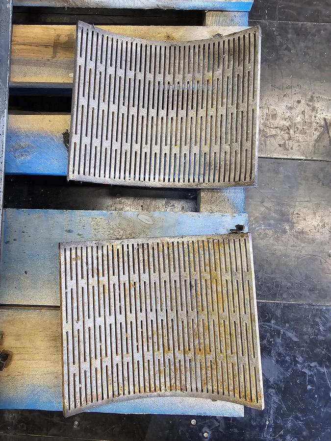 Used Used Schutte Hammer Mill, Swinging Hammers, 10 HP