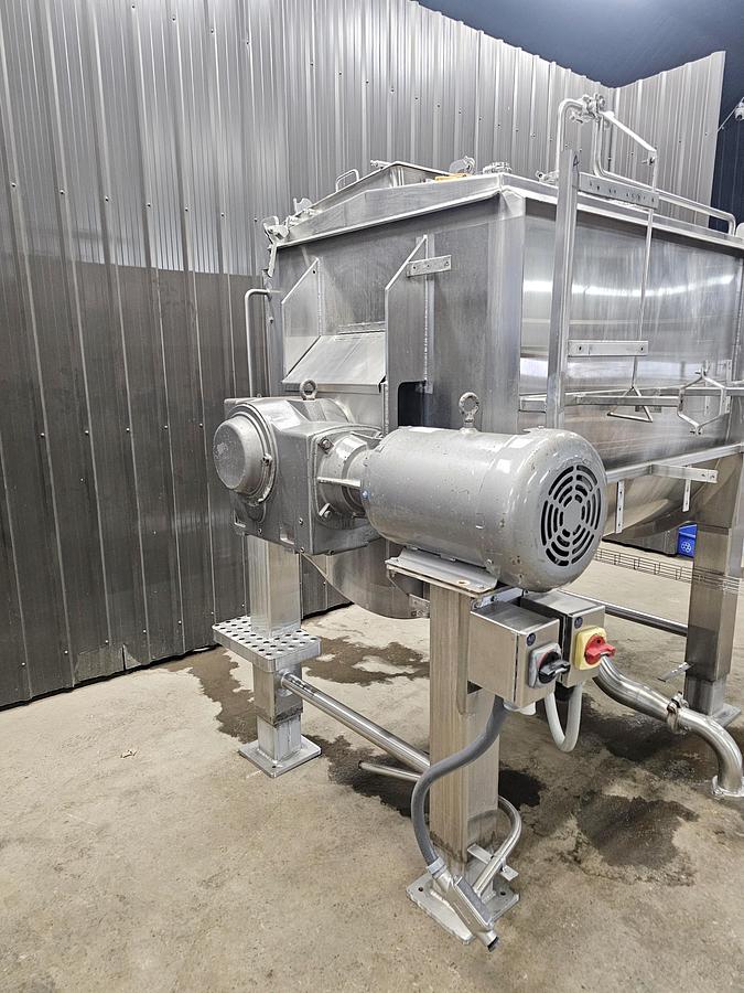 Used ANTO SEE NOTES - Harry Davis NY - Lot 217 - 400 Gal Feldmeier Ribbon Mix Tank