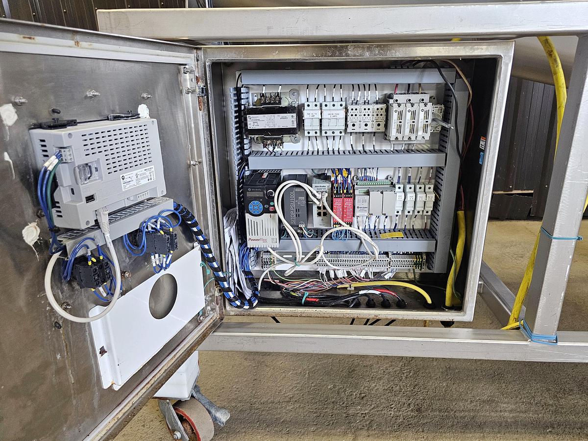 Used TCL Auction - Maple Leaf Foods - Ontario - Lot 88 - conveyor