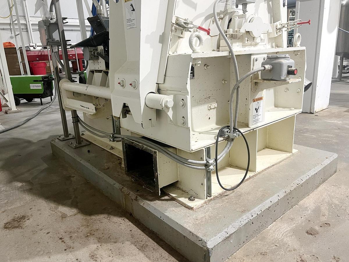 Used Used CPM Roskamp Champion 40 HP Hammermill, With Rotary Feeder