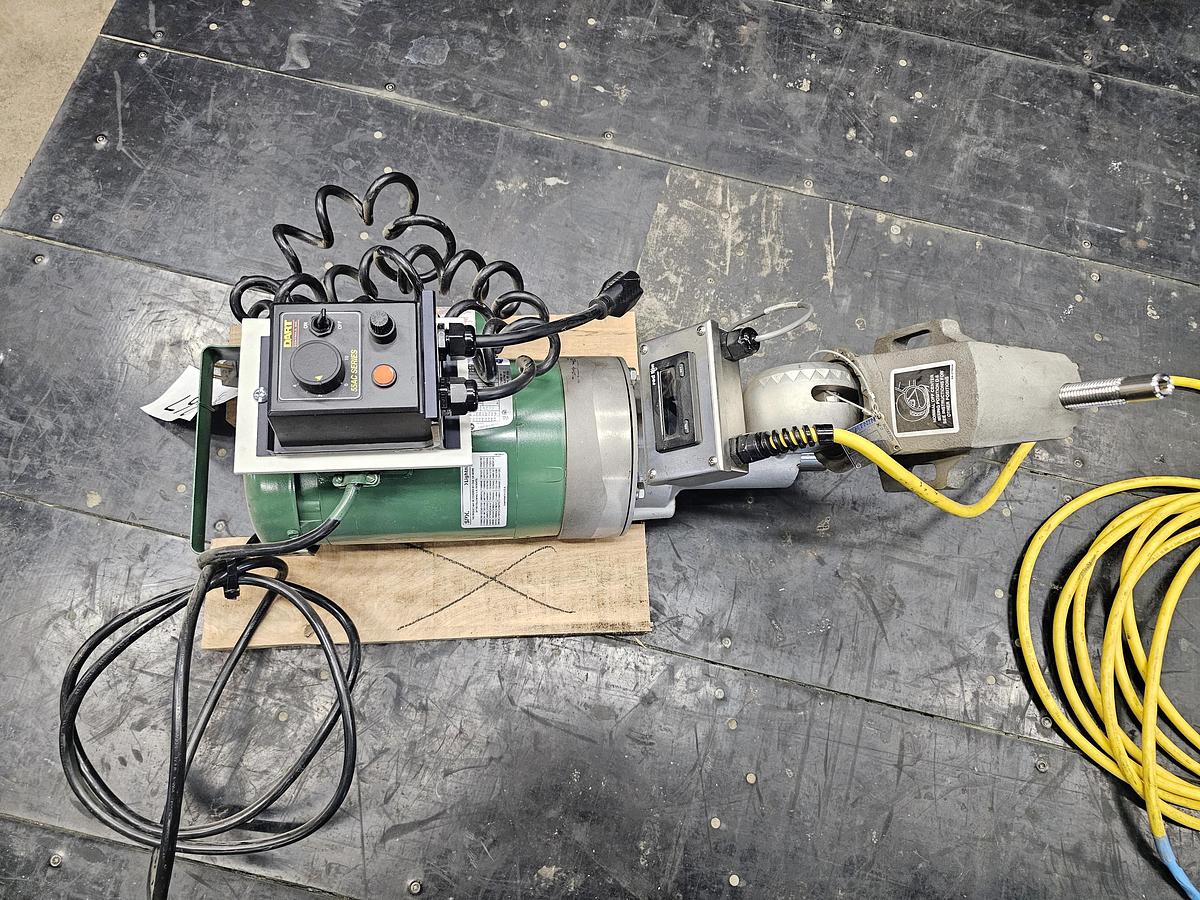 Used Used Lightnin Clamp-on Mixer, 0.5 HP