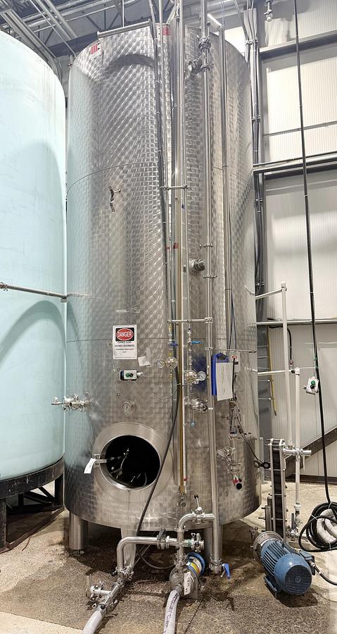 Used Used 2650 Gallon Jacketed Tank, 304 Stainless Steel, With Heat Exchanger & Pump