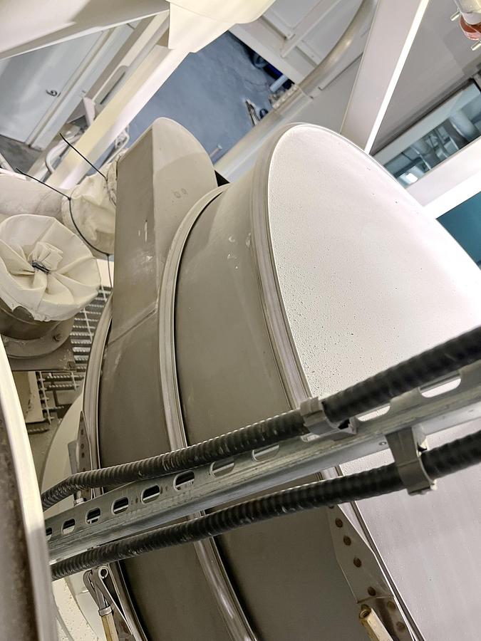 Used Used Sweco Vibrating Screen, 60''