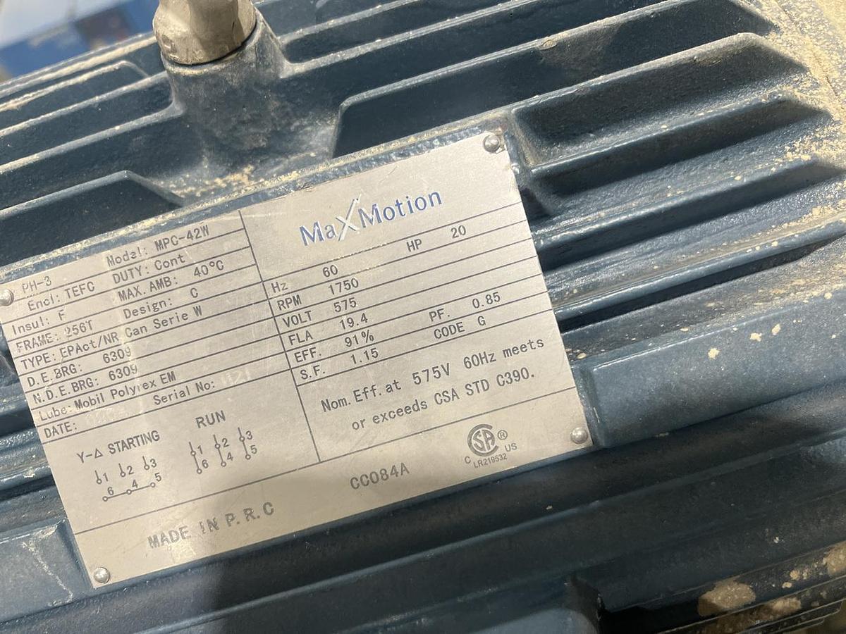 Used Used AFS Ribbon/Paddle Blender, 100 Cubic Feet, With Infeed & Outfeed Drag Conveyors