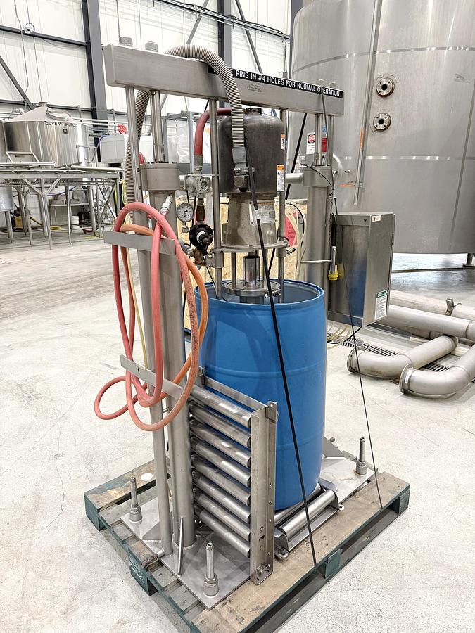 Used Used Graco Senator Sanitary Drum Unloading Station
