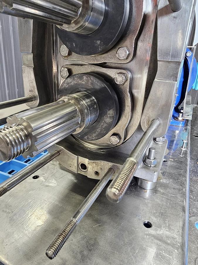 Used Used SPX Rotary Lobe Pump, Model 130-U1, 10 HP