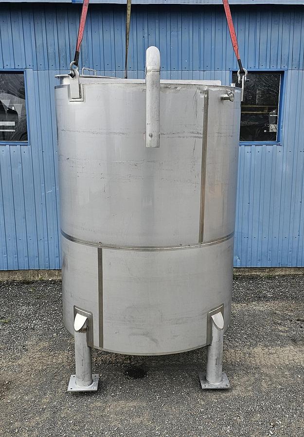 Used Used ADI Laval 2100 Gallon Tank, 304 Stainless Steel