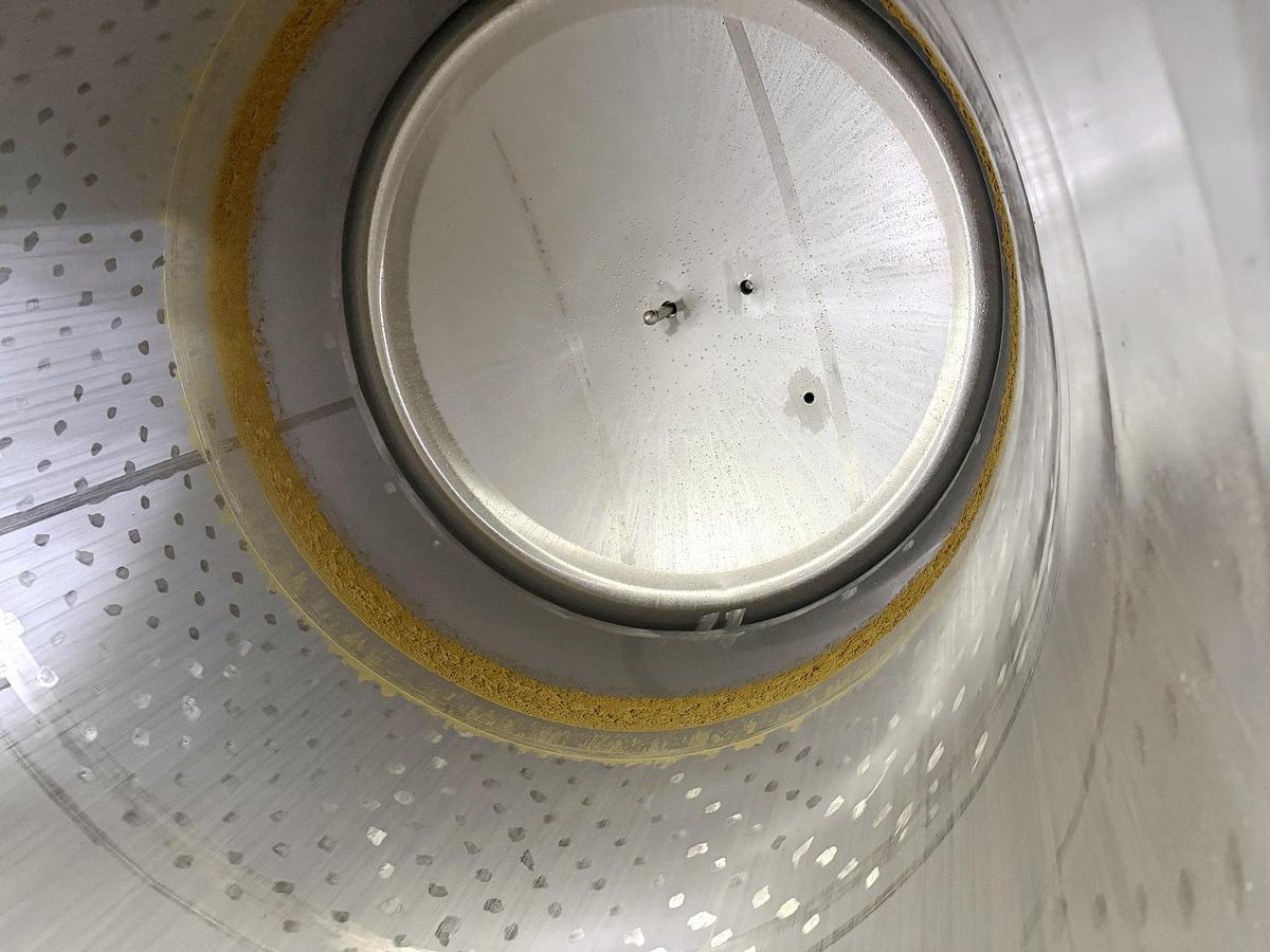 Used Used 2800 Gallon Jacketed Tank, 304 Stainless Steel